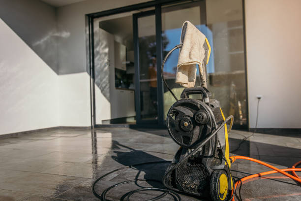Best Pool Deck Cleaning  in Wallace, FL